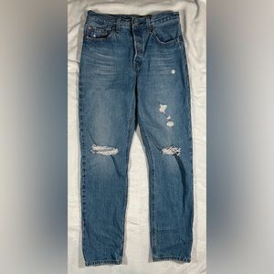 Levi’s Premium Button Fly 501 distressed straight Jeans Size 27/30